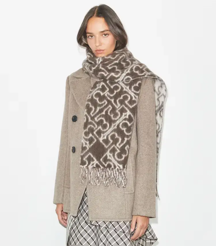 Puzzle Logo Scarf - Image 4