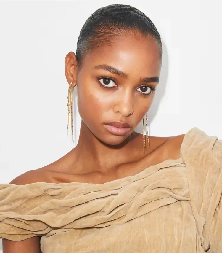 Runway Front-Back Chain Earrings - Image 3